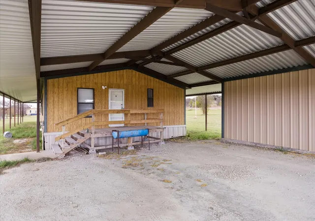 Photo 1 of Sale Pending at 6931 Tin Top Hwy, Weatherford, TX 76087 | MLS# 21252439 | Listing updated on 2026-09-28