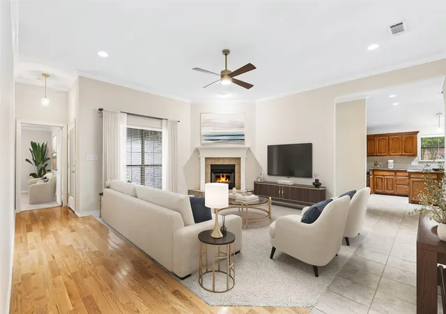 Photo 1 of Single family home for sale at 110 Crestway Dr #29, Cedar Hill, TX 75104 | MLS# 21252172 | Listing updated on 2026-09-14