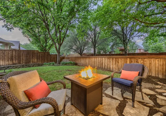 Photo 3 of Sale Pending at 4806 Ivyleaf Ln, Mc Kinney, TX 75072 | MLS# 21252202 | Listing updated on 2026-08-01