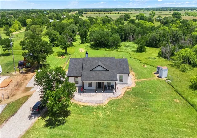 Photo 2 of Single family home for sale at 932 Fm 3137, Palo Pinto, TX 76484 | MLS# 21251434 | Listing updated on 2026-09-10