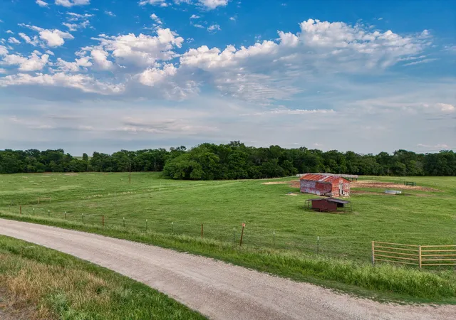 Photo 3 of Land for sale at Tract 2 Cr 433, Lorena, TX 76655 | MLS# 21250213 | Listing updated on 2026-09-08