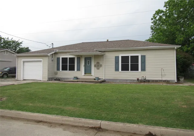 Photo 1 of Single family home for sale at 2213 Greenville St, Caddo Mills, TX 75135 | MLS# 21251783 | Listing updated on 2026-09-07
