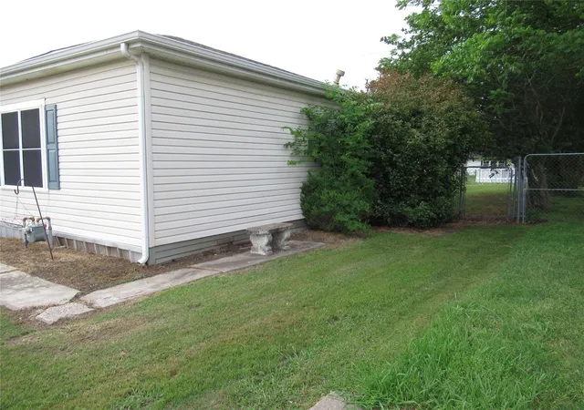 Photo 3 of Single family home for sale at 2213 Greenville St, Caddo Mills, TX 75135 | MLS# 21251783 | Listing updated on 2026-09-07