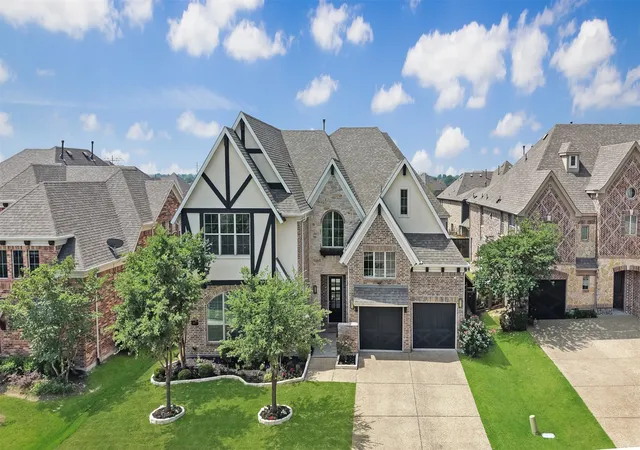 Photo 2 of Single family home for sale at 2117 Hidalgo Ln, Frisco, TX 75034 | MLS# 21253694 | Listing updated on 2026-10-04