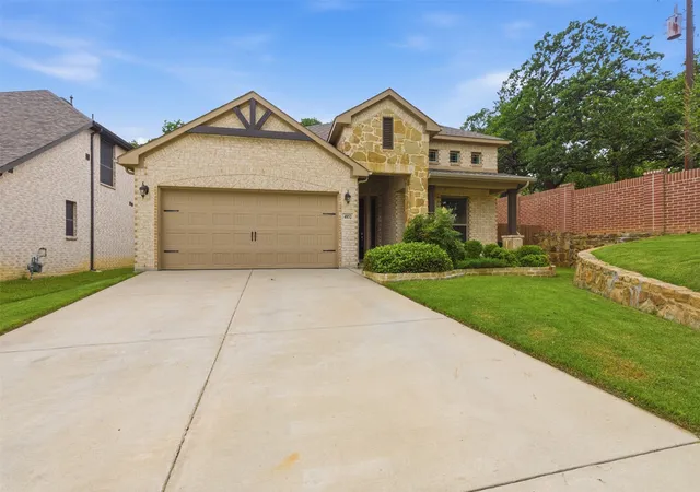 Photo 3 of Single family home for sale at 4852 Nickeldale Ct, Keller, TX 76244 | MLS# 21251235 | Listing updated on 2026-09-12