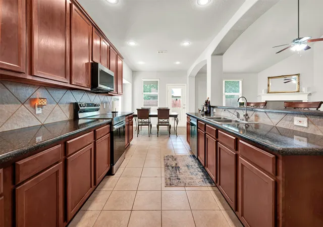 Photo 3 of Single family home for sale at 1412 Hawk Valley Dr, Little Elm, TX 75068 | MLS# 21251557 | Listing updated on 2026-09-11