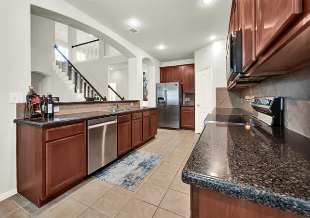 Photo 4 of Single family home for sale at 1412 Hawk Valley Dr, Little Elm, TX 75068 | MLS# 21251557 | Listing updated on 2026-09-11