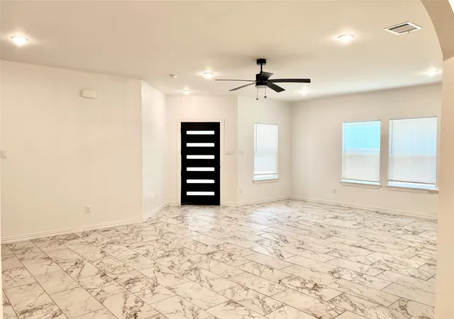 Photo 3 of Single family home for sale at 2811 Silkwood St, Dallas, TX 75215 | MLS# 21253500 | Listing updated on 2026-09-19