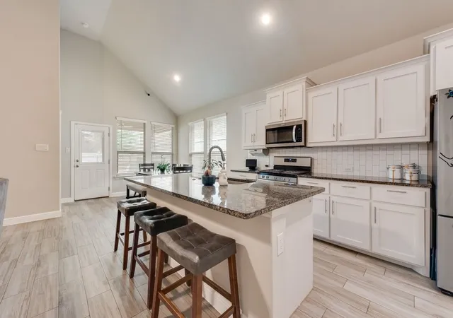 Photo 3 of Single family home for sale at 2312 Shorthorn Dr, Justin, TX 76247 | MLS# 21253317 | Listing updated on 2026-09-12