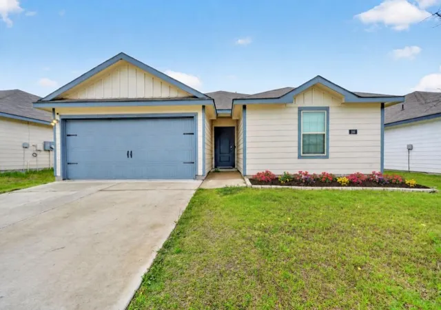 Photo 3 of Single family home for sale at 166 Vitex Dr, Royse City, TX 75189 | MLS# 21254230 | Listing updated on 2026-08-02