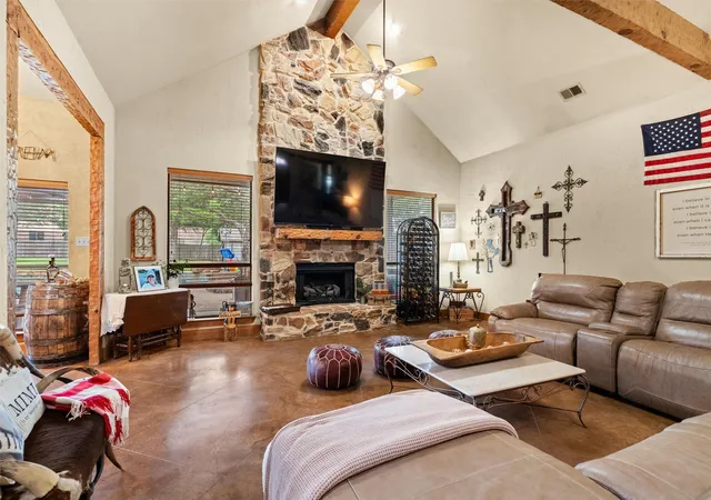 Photo 3 of Single family home for sale at 1561 Saint Andrews Dr, Red Oak, TX 75154 | MLS# 21253987 | Listing updated on 2026-09-08