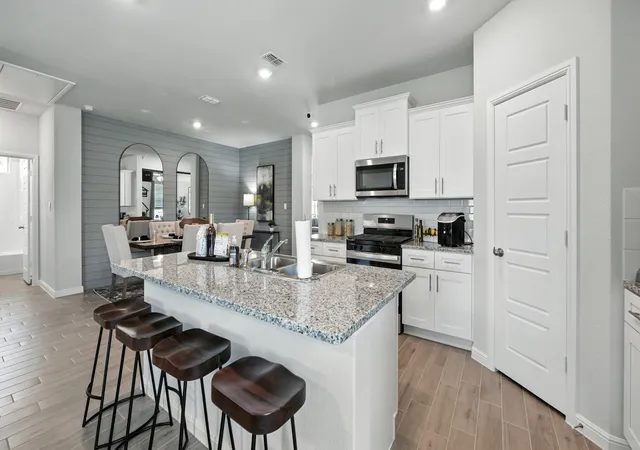 Photo 2 of Sale Pending at 1211 Patti Ln, Decatur, TX 76234 | MLS# 21254798 | Listing updated on 2026-09-11