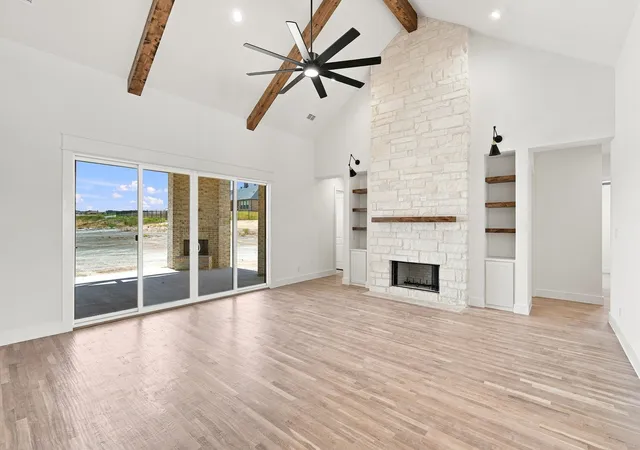 Photo 3 of Single family home for sale at 108 Aledo Heights Dr, Aledo, TX 76008 | MLS# 21255253 | Listing updated on 2026-10-06