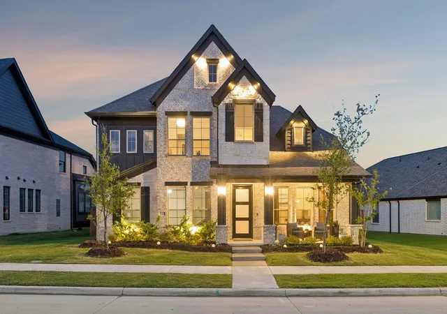 Photo 2 of Single family home for sale at 511 Grand Oak Dr, Royse City, TX 75189 | MLS# 21242700 | Listing updated on 2026-09-30