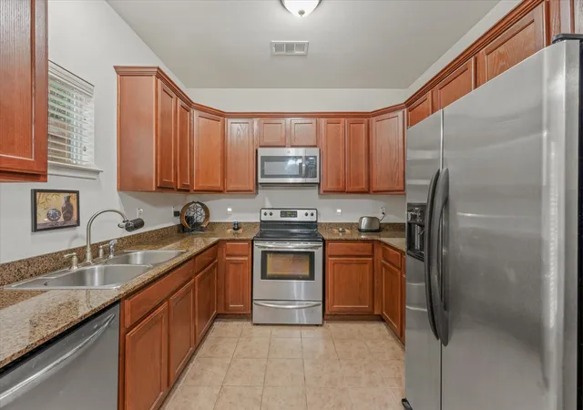 Photo 4 of Single family home for sale at 113 Heritage Ct, Seagoville, TX 75159 | MLS# 21252304 | Listing updated on 2026-09-04