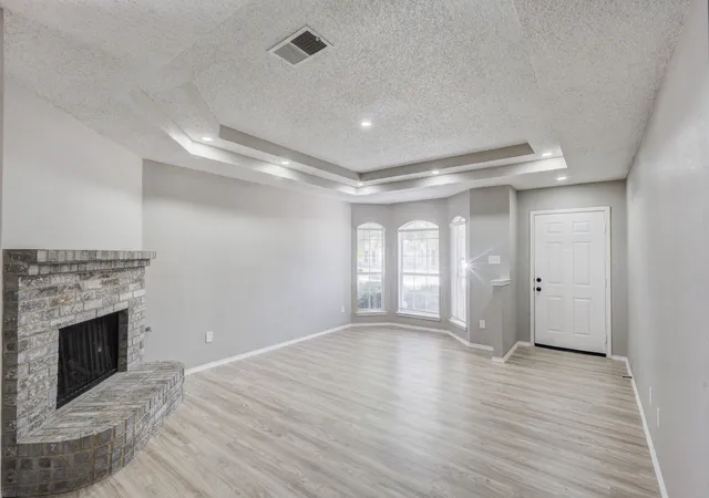 Photo 3 of Single family home for sale at 9049 Elbe Trl, Fort Worth, TX 76118 | MLS# 21255577 | Listing updated on 2026-09-14