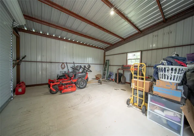 Photo 3 of Manufactured home for sale at 1782 Fm 1569, Greenville, TX 75401 | MLS# 21255720 | Listing updated on 2026-09-09