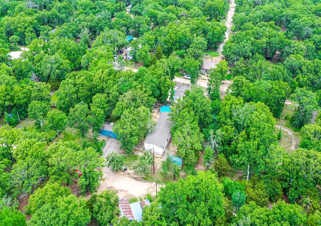 Photo 2 of Manufactured home for sale at 1478 Shawnee Cir, Quinlan, TX 75474 | MLS# 21254862 | Listing updated on 2026-09-11