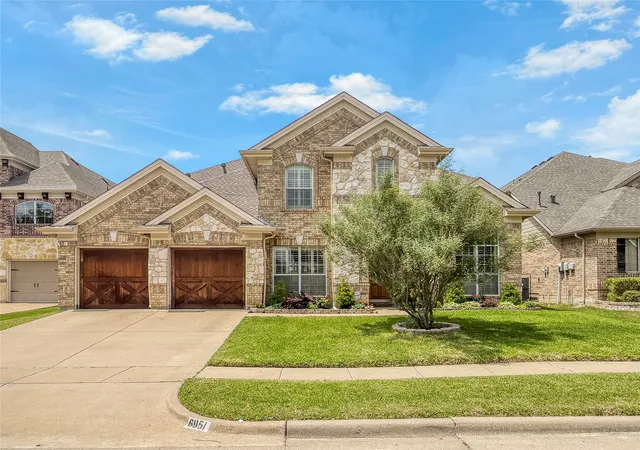 Photo 3 of Single family home for sale at 6951 Sea Harbor Dr, Grand Prairie, TX 75054 | MLS# 21256030 | Listing updated on 2026-09-14