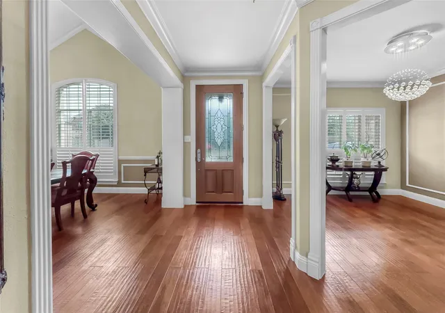 Photo 4 of Single family home for sale at 6951 Sea Harbor Dr, Grand Prairie, TX 75054 | MLS# 21256030 | Listing updated on 2026-09-14