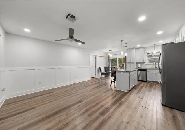 Photo 2 of Single family home for sale at 1616 Shelburne St, Waco, TX 76711 | MLS# 21255695 | Listing updated on 2026-09-14