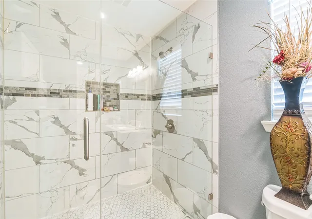 Photo 4 of Single family home for sale at 5094 E Mckinney St, Denton, TX 76208 | MLS# 21256015 | Listing updated on 2026-07-30