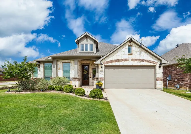 Photo 2 of Single family home for sale at 1201 Misty Ridge Dr, Justin, TX 76247 | MLS# 21251796 | Listing updated on 2026-09-16