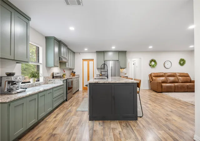 Photo 1 of Single family home for sale at 997 Vz County Road 4810, Ben Wheeler, TX 75754 | MLS# 21252287 | Listing updated on 2026-09-29