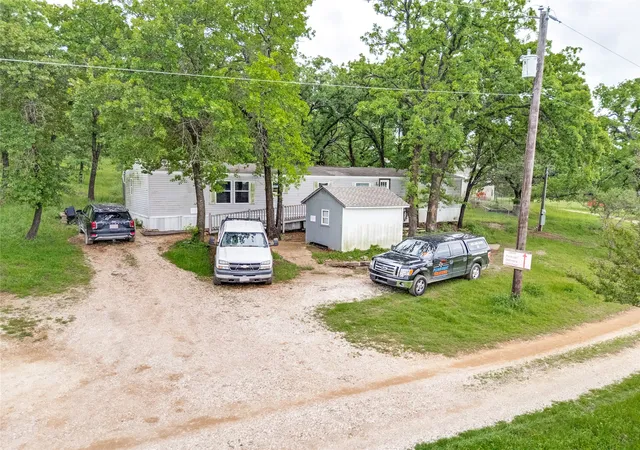 Photo 3 of House for sale at 2900 County Road 317, Cleburne, TX 76031 | MLS# 21256564 | Listing updated on 2026-10-20