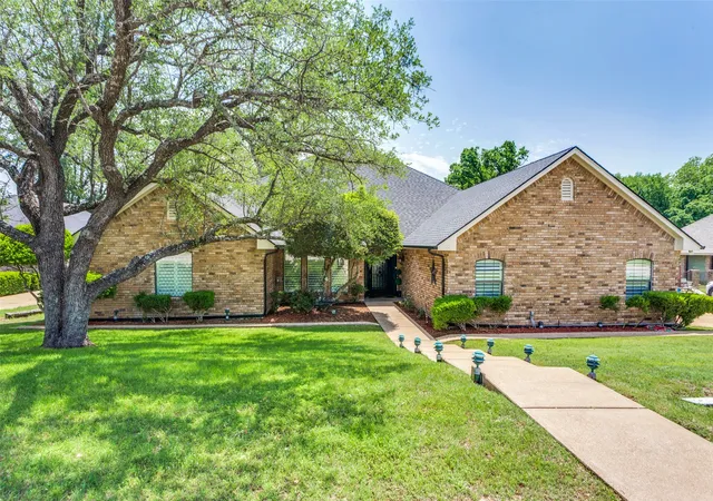 Photo 1 of Single family home for sale at 11905 Blue Creek Dr, Aledo, TX 76008 | MLS# 21257185 | Listing updated on 2026-09-14