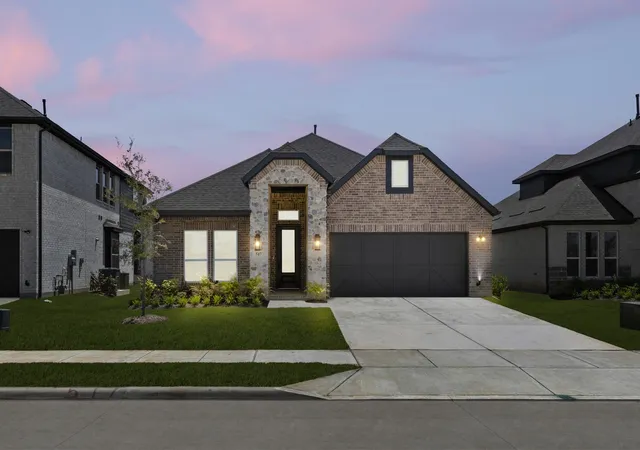 Photo 3 of Single family home for sale at 517 Bristle Pine Ave, Little Elm, TX 75068 | MLS# 21257293 | Listing updated on 2026-09-14