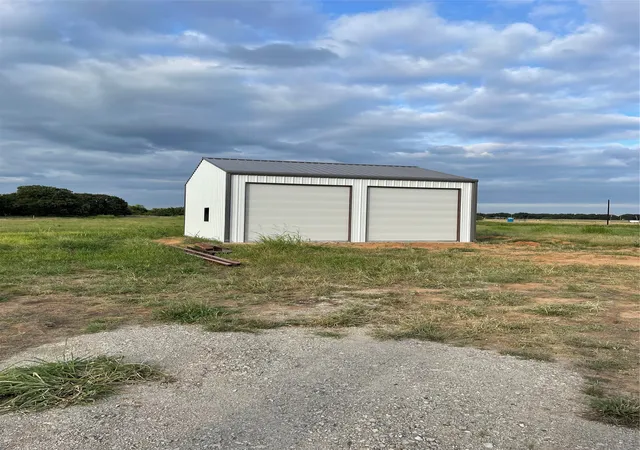 Photo 3 of Single family home for sale at Tbd Lake Valley Rd, Sunset, TX 76270 | MLS# 21254452 | Listing updated on 2026-09-14