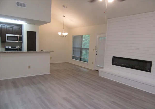 Photo 3 of Condo for sale at 7522 Holly Hill Dr #18, Dallas, TX 75231 | MLS# 21257556 | Listing updated on 2026-09-14