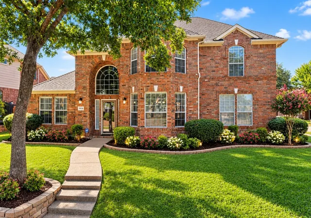 Photo 1 of Single family home for sale at 1808 Paddington Ct, Arlington, TX 76017 | MLS# 21250034 | Listing updated on 2026-09-08