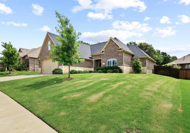 Photo 3 of Single family home for sale at 3832 Fawn Meadow Trl, Denison, TX 75020 | MLS# 21241259 | Listing updated on 2026-09-13