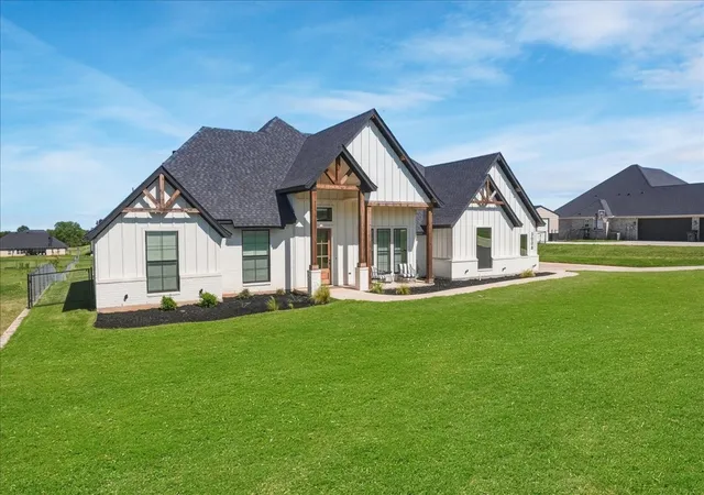 Photo 2 of Single family home for sale at 3008 Westfork Wy, Springtown, TX 76082 | MLS# 21258314 | Listing updated on 2026-09-11