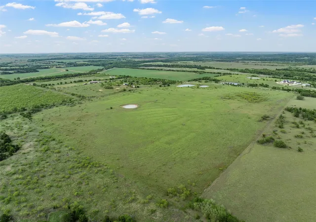 Land for sale at Tbd Cr 462, Lott, TX 76656 | MLS# 21257810