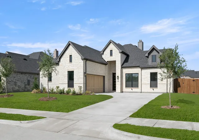Photo 1 of Sale Pending at 4801 Nomad Dr, Midlothian, TX 76065 | MLS# 21258817 | Listing updated on 2026-10-05