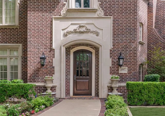 Photo 2 of Single family home for sale at 6970 Preston Glen Dr, Dallas, TX 75230 | MLS# 21246294 | Listing updated on 2026-09-13