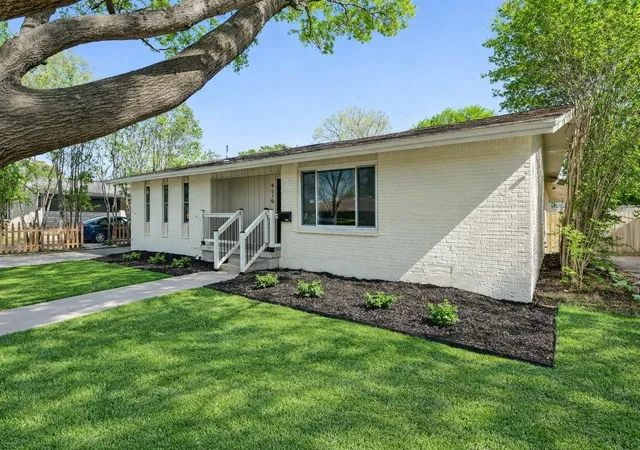 Photo 2 of Single family home for sale at 8570 Sweetwood Dr, Dallas, TX 75228 | MLS# 21258928 | Listing updated on 2026-09-11