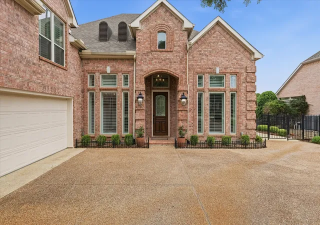 Photo 2 of Single family home for sale at 5120 Remington Park Dr, Flower Mound, TX 75028 | MLS# 21255024 | Listing updated on 2026-09-11