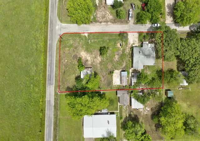 Photo 1 of Single family home for sale at 43 Pueblo, Gordonville, TX 76245 | MLS# 21259104 | Listing updated on 2026-09-08