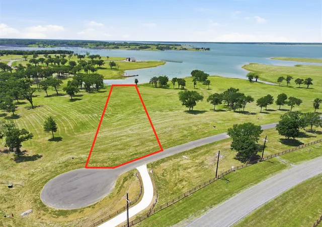 Photo 1 of Land for sale at 215 Lakeshore Ter, Windom, TX 75492 | MLS# 21258931 | Listing updated on 2026-09-08