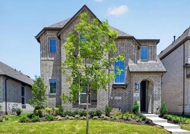 Photo 1 of Single family home for sale at 2064 Cuellar Wy, Van Alstyne, TX 75495 | MLS# 21259192 | Listing updated on 2026-09-15