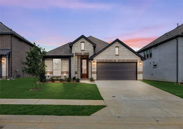 Photo 2 of Sale Pending at 13133 Limestone St, Aubrey, TX 76227 | MLS# 21259271 | Listing updated on 2026-09-09