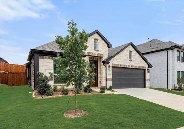 Photo 3 of Sale Pending at 13133 Limestone St, Aubrey, TX 76227 | MLS# 21259271 | Listing updated on 2026-09-09