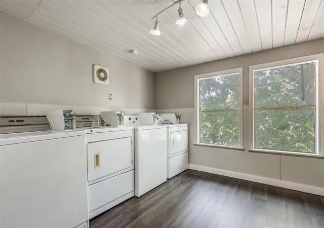 Photo 3 of House for sale at 2309 Wesley St, Greenville, TX 75401 | MLS# 21256163 | Listing updated on 2026-07-31