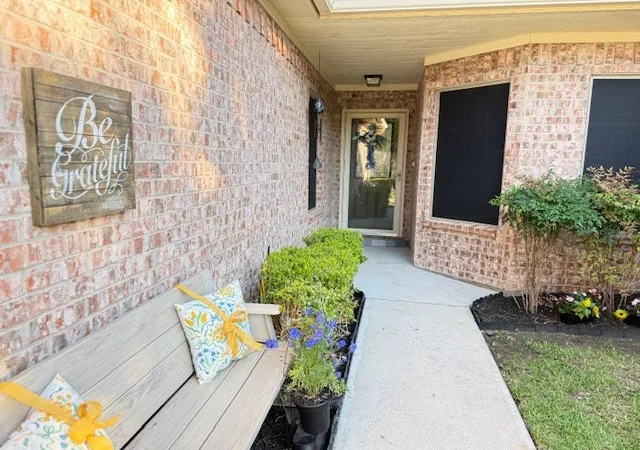 Photo 3 of Single family home for sale at 9123 Darby Ln, Waco, TX 76712 | MLS# 21259397 | Listing updated on 2026-09-10