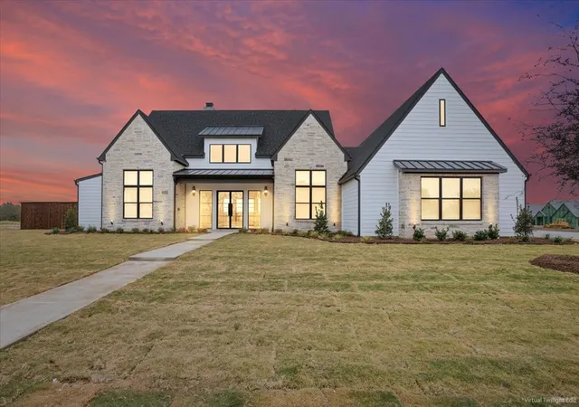 Photo 1 of Single family home for sale at 919 Fawn Dr, Mc Gregor, TX 76657 | MLS# 21259489 | Listing updated on 2026-07-30