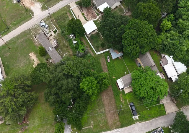 Photo 2 of Land for sale at 8165 Deer View Cir, Granbury, TX 76049 | MLS# 21258182 | Listing updated on 2026-07-31